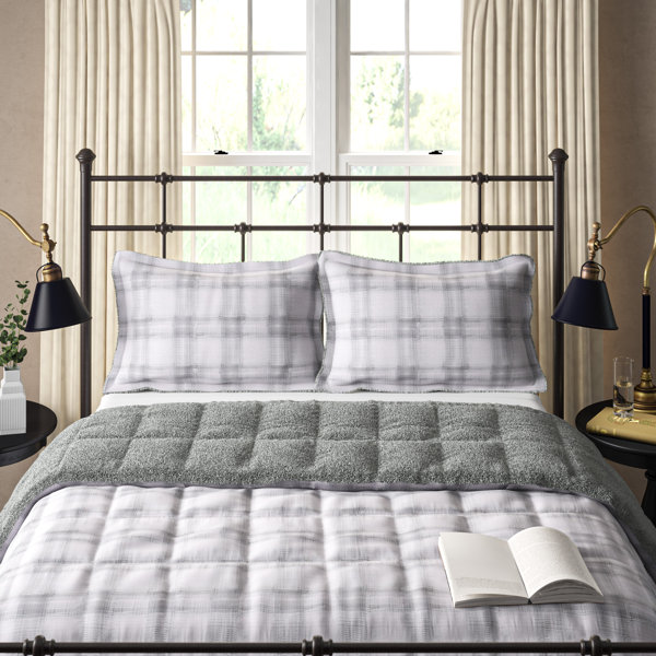 Eddie Bauer Sherwood Plaid Grey/White Microsuede Reversible Farmhouse / Country Comforter Set